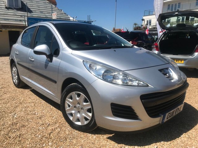 2011 11 Peugeot 207 1.4 S 5 door
