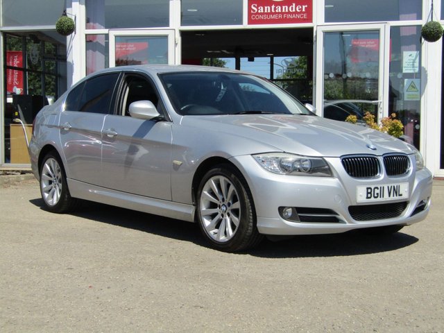 2011 11 BMW 3 Series 2.0 318D EXCLUSIVE EDITION 4d 141 BHP