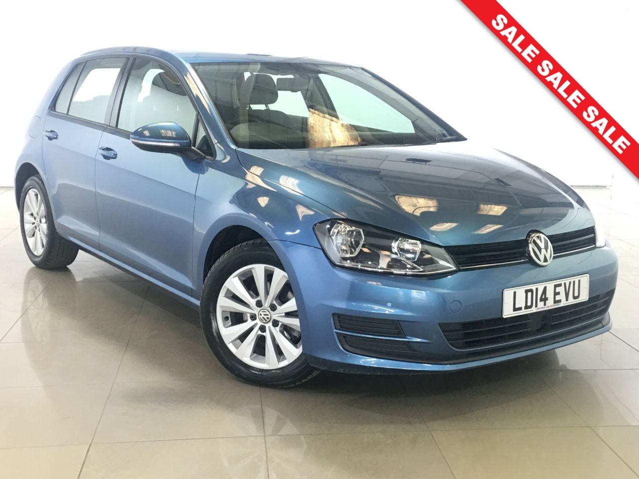 View our VOLKSWAGEN GOLF