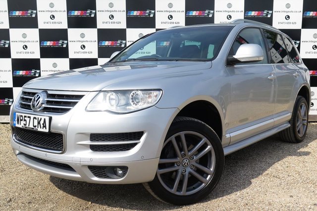 2007 57 Volkswagen Touareg 3.0 V6 ALTITUDE TDI 5d AUTO 221 BHP