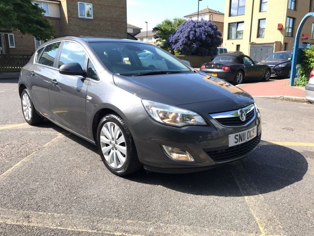 2011 11 Vauxhall Astra 1.6 ELITE 5d AUTO 113 BHP