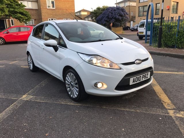 2010 10 Ford Fiesta 1.4 TITANIUM 5d 96 BHP