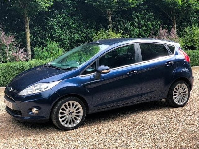 Used Ford Fiesta 1 4 Titanium 5dr Moondust Silver 2012 Youtube