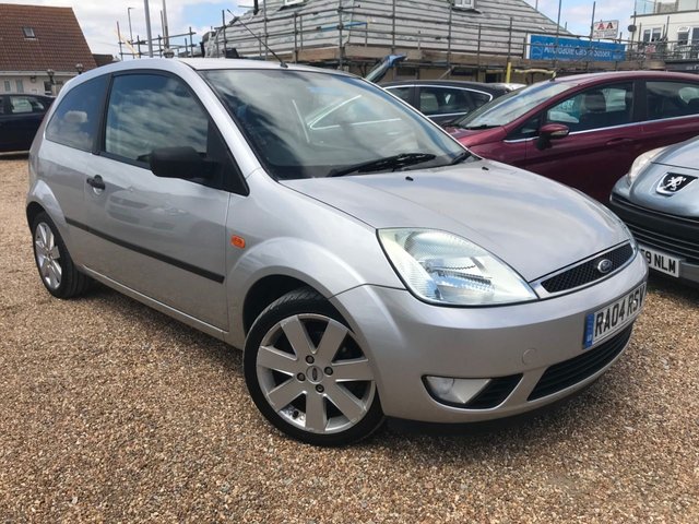 2004 04 Ford Fiesta 1.4 SILVER 16V 3d 80 BHP
