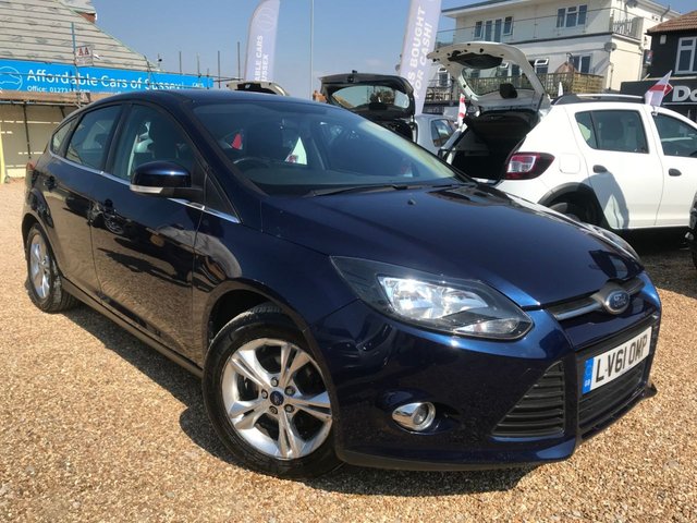 2011 61 Ford Focus 1.6 ZETEC 5d 125 BHP
