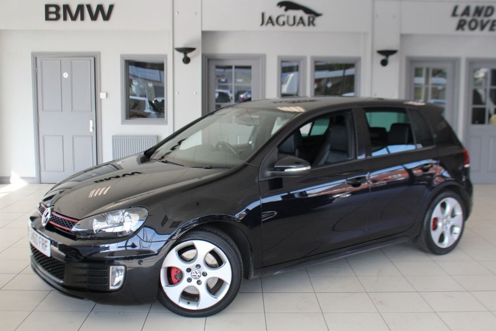 View our VOLKSWAGEN GOLF