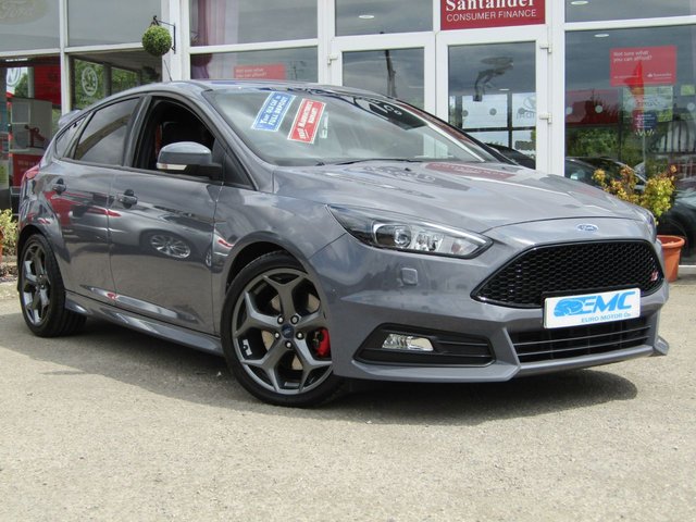 2015 65 Ford Focus 2.0 ST-3 5d 247 BHP