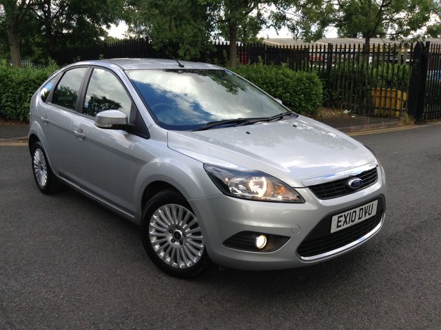 2010 10 Ford Focus 1.6 TITANIUM 5d AUTO 100 BHP