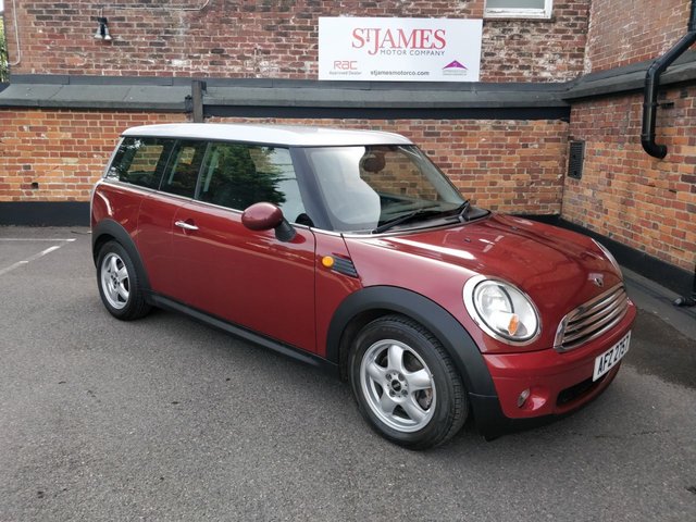 2009 MINI Clubman 1.6 COOPER 5d AUTO 118 BHP