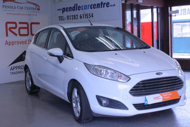 2012 62 Ford Fiesta 1.0 ZETEC 5d 99 BHP