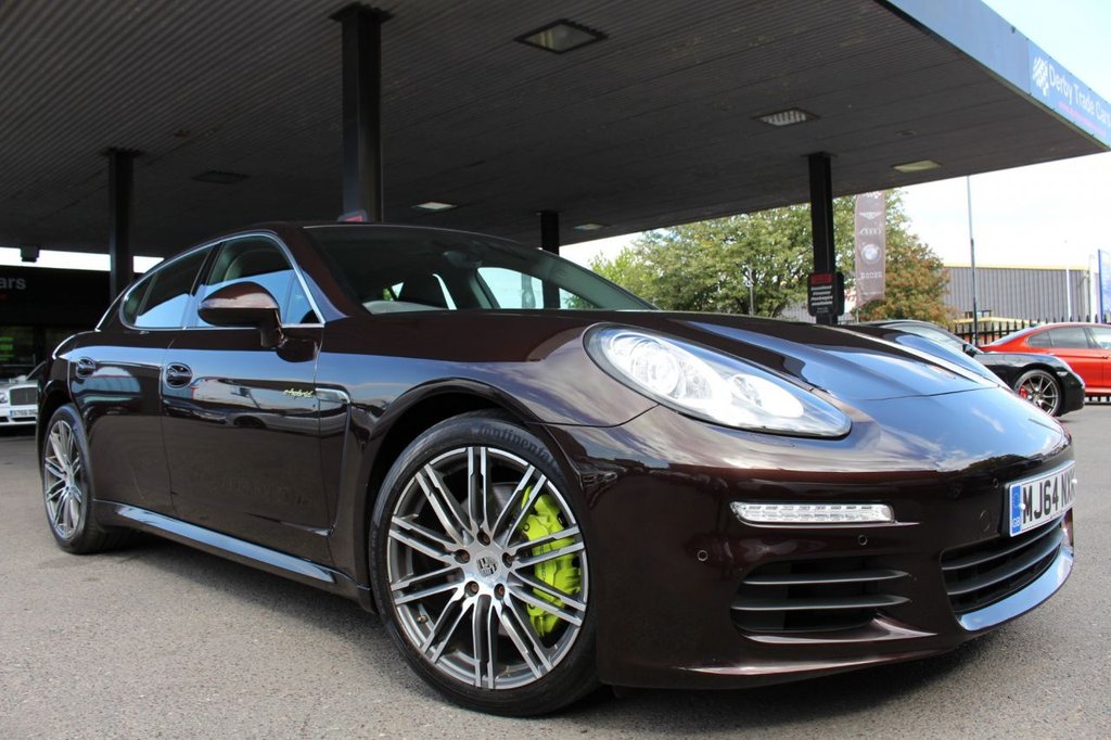 View our PORSCHE PANAMERA