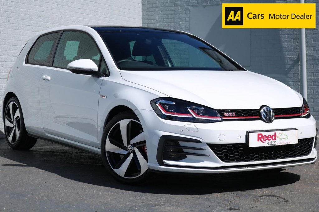 2017 67 VOLKSWAGEN GOLF 2.0 GTI PERFORMANCE TSI 3d 242 BHP