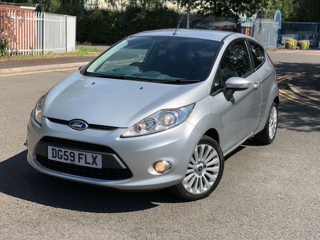 2009 59 Ford Fiesta 1.4 TITANIUM TDCI 3d 68 BHP