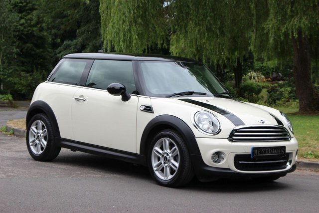 2013 63 MINI Hatch Cooper 1.6 COOPER 3d 122 BHP