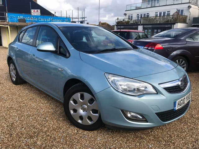 2010 10 Vauxhall Astra 1.6 EXCLUSIV 5d 113 BHP