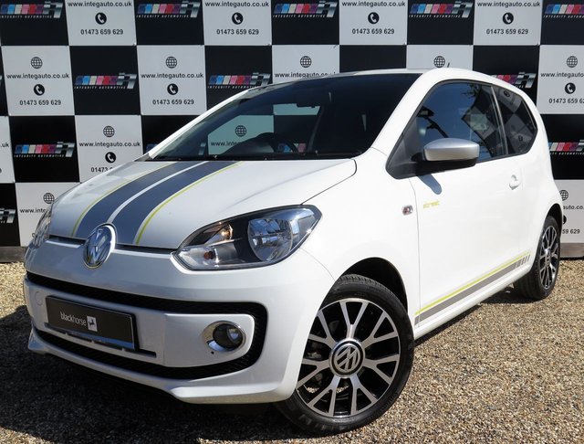2015 15 Volkswagen Up 1.0 STREET UP 3d 74 BHP