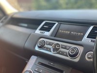 USED 2010 10 LAND ROVER RANGE ROVER SPORT 3.0 TDV6 HSE 5d AUTO 245 BHP 4WD AUTO Premium Model