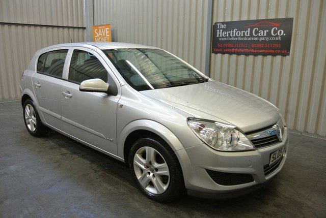 2009 09 Vauxhall Astra 1.6 CLUB 5d 115 BHP