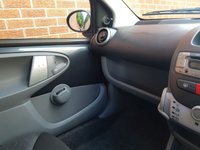 USED 2012 12 PEUGEOT 107 1.0 URBAN 3d 68 BHP 