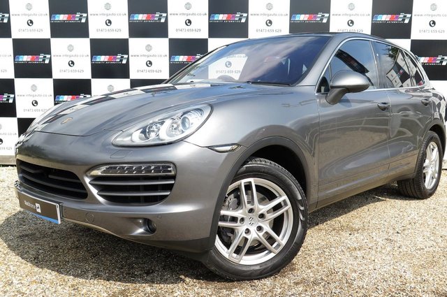 2011 61 Porsche Cayenne 3.0 D V6 TIPTRONIC 5d AUTO 245 BHP