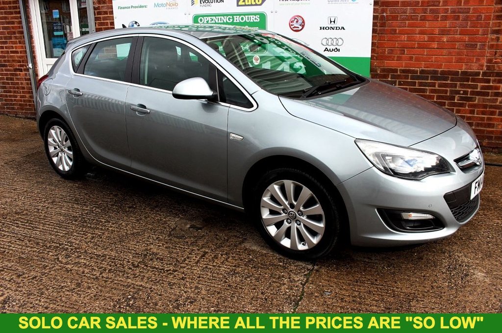 2014 14 VAUXHALL ASTRA 1.6 TECH LINE CDTI ECOFLEX S/S 5d 108 BHP