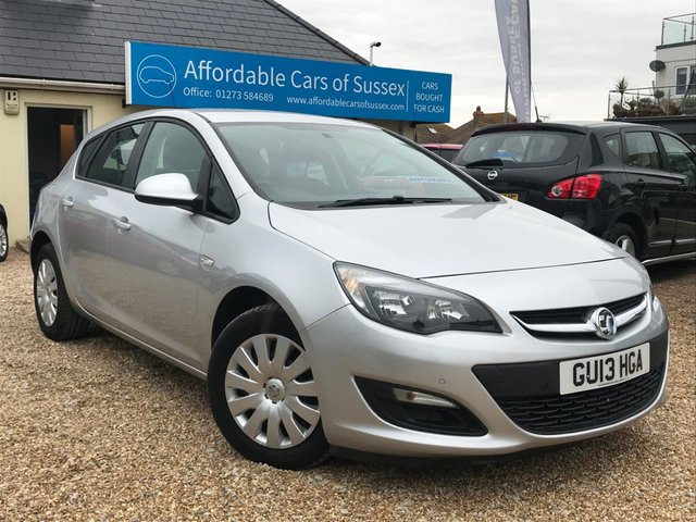 2013 13 Vauxhall Astra 1.6 EXCLUSIV 5d AUTO 115 BHP