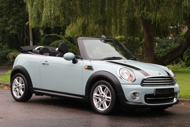 2011 61 MINI Convertible 1.6 COOPER 2d 122 BHP