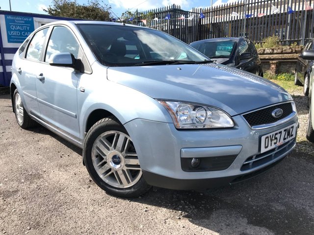 2007 57 Ford Focus 1.6 GHIA 5d AUTOMATIC