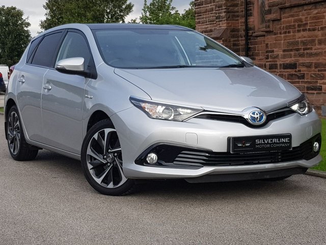 2015 65 Toyota Auris 1.8 VVT-I DESIGN 5d AUTO 99 BHP