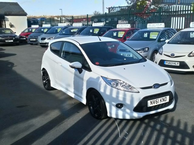 2012 61 Ford Fiesta 1.6 ZETEC S TDCI 3d 94 BHP