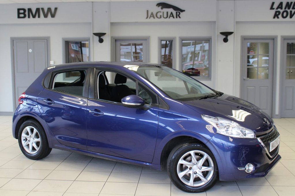 View our PEUGEOT 208