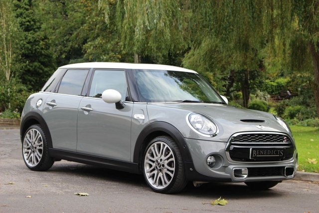 2015 65 MINI Hatch Cooper 2.0 COOPER S 5d AUTO 189 BHP