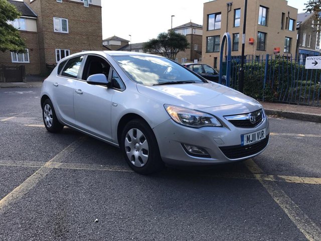 2011 11 Vauxhall Astra 1.4 EXCLUSIV 5d 85 BHP