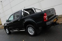 USED 2013 13 TOYOTA HI-LUX 3.0 INVINCIBLE 4X4 D-4D DCB 1d AUTO 169 BHP 13750+ VAT + HEATED  LEATHER + +