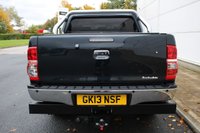 USED 2013 13 TOYOTA HI-LUX 3.0 INVINCIBLE 4X4 D-4D DCB 1d AUTO 169 BHP 13750+ VAT + HEATED  LEATHER + +