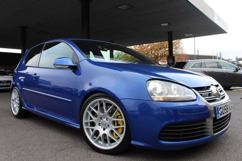 View our VOLKSWAGEN GOLF