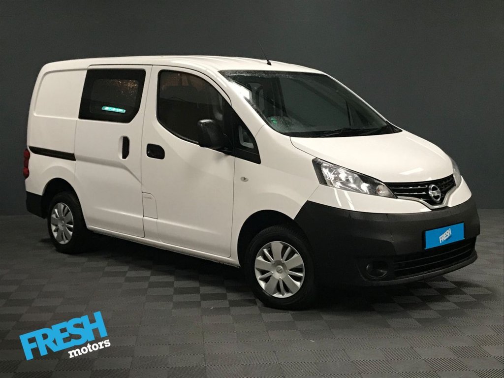 nissan nv200 crew van