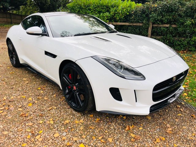 2014 08 Jaguar F-Type 5.0 R 2d AUTO 550 BHP