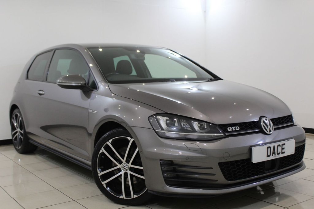 View our VOLKSWAGEN GOLF