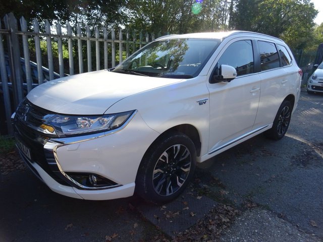 2016 66 Mitsubishi Outlander 2.0 PHEV GX 4H 5d AUTOMATIC PLUG-IN HYBRID (PHEV) 4x4 161 BHP FOUR WHEEL DRIVE