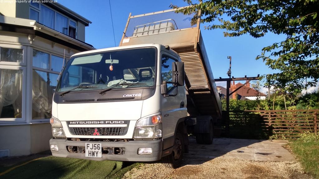 View our MITSUBISHI CANTER