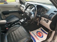 USED 2012 12 MITSUBISHI L200 2.5 DI-D 4X4 BARBARIAN LB DCB 1d AUTO 175 BHP LEATHER+SAT NAV+ROLL-N-LOCK COVER