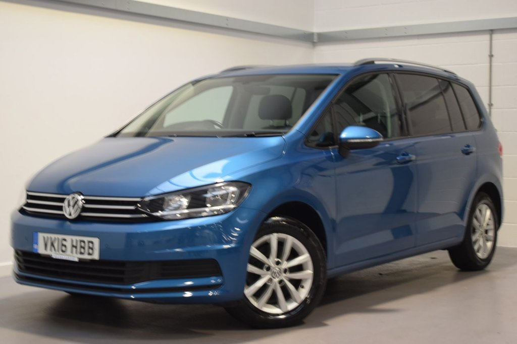 View our VOLKSWAGEN TOURAN
