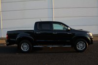 USED 2012 12 TOYOTA HI-LUX 3.0 INVINCIBLE 4X4 D-4D DCB 1d 169 BHP FULL LEATHER + SAT NAV ** NO VAT **