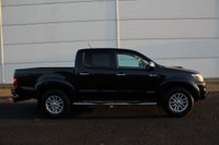 USED 2012 12 TOYOTA HI-LUX 3.0 INVINCIBLE 4X4 D-4D DCB 1d 169 BHP FULL LEATHER + SAT NAV ** NO VAT **