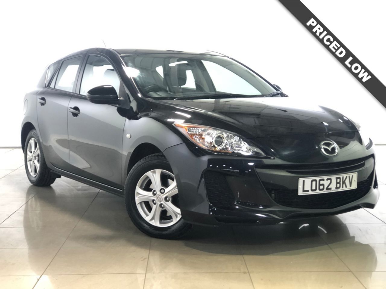 View our MAZDA 3