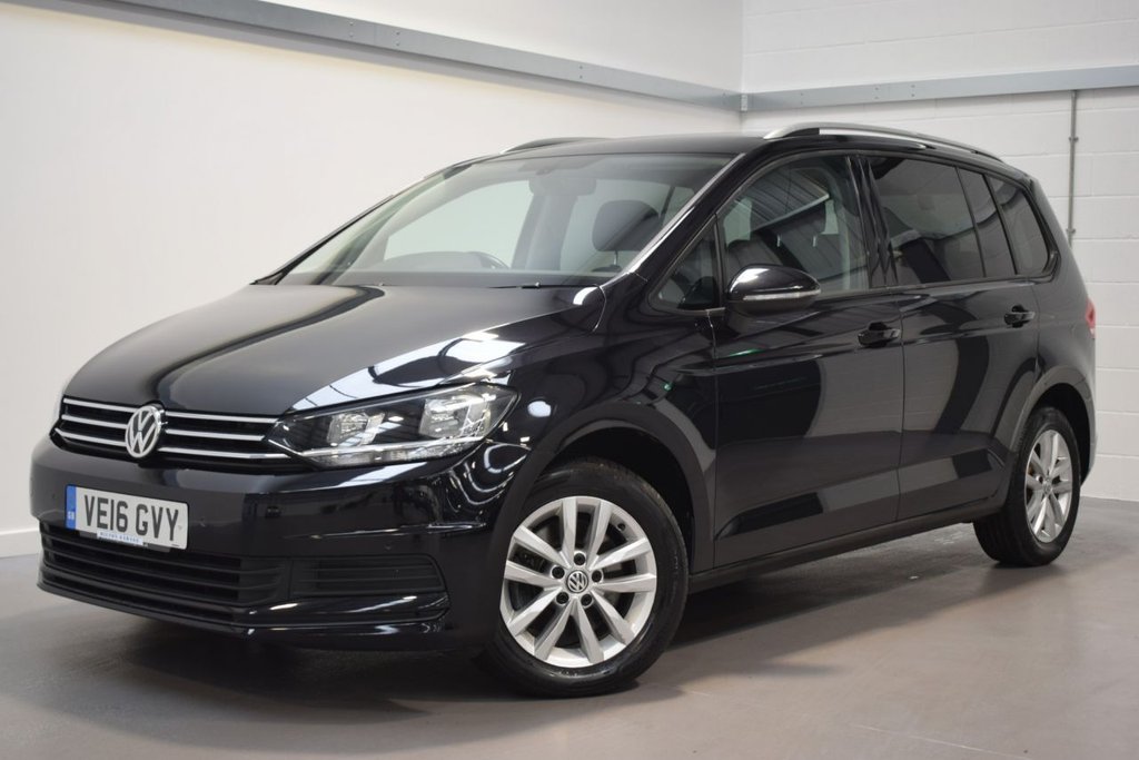 View our VOLKSWAGEN TOURAN
