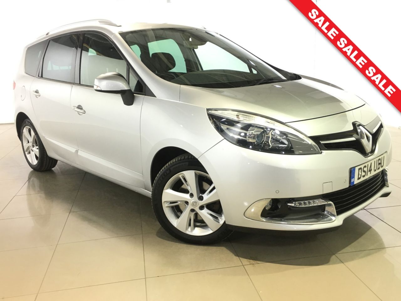 View our RENAULT GRAND SCENIC