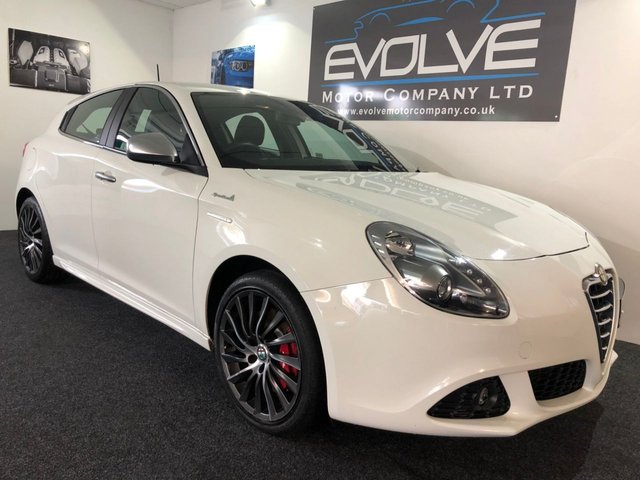2013 63 Alfa Romeo Giulietta 2.0 JTDM-2 SPORTIVA S/S 5d 140 BHP