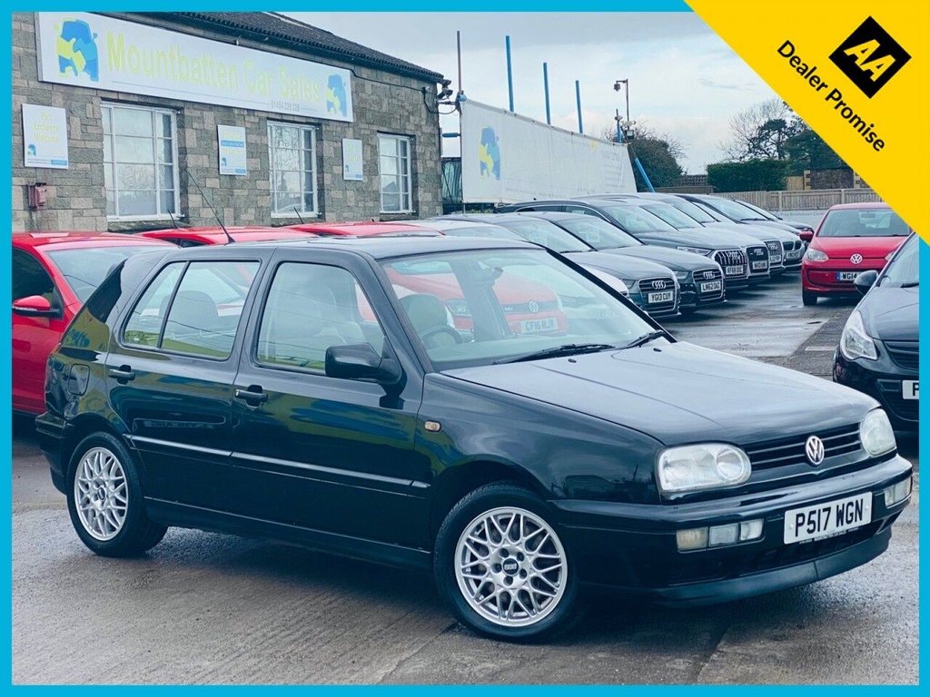 View our VOLKSWAGEN GOLF